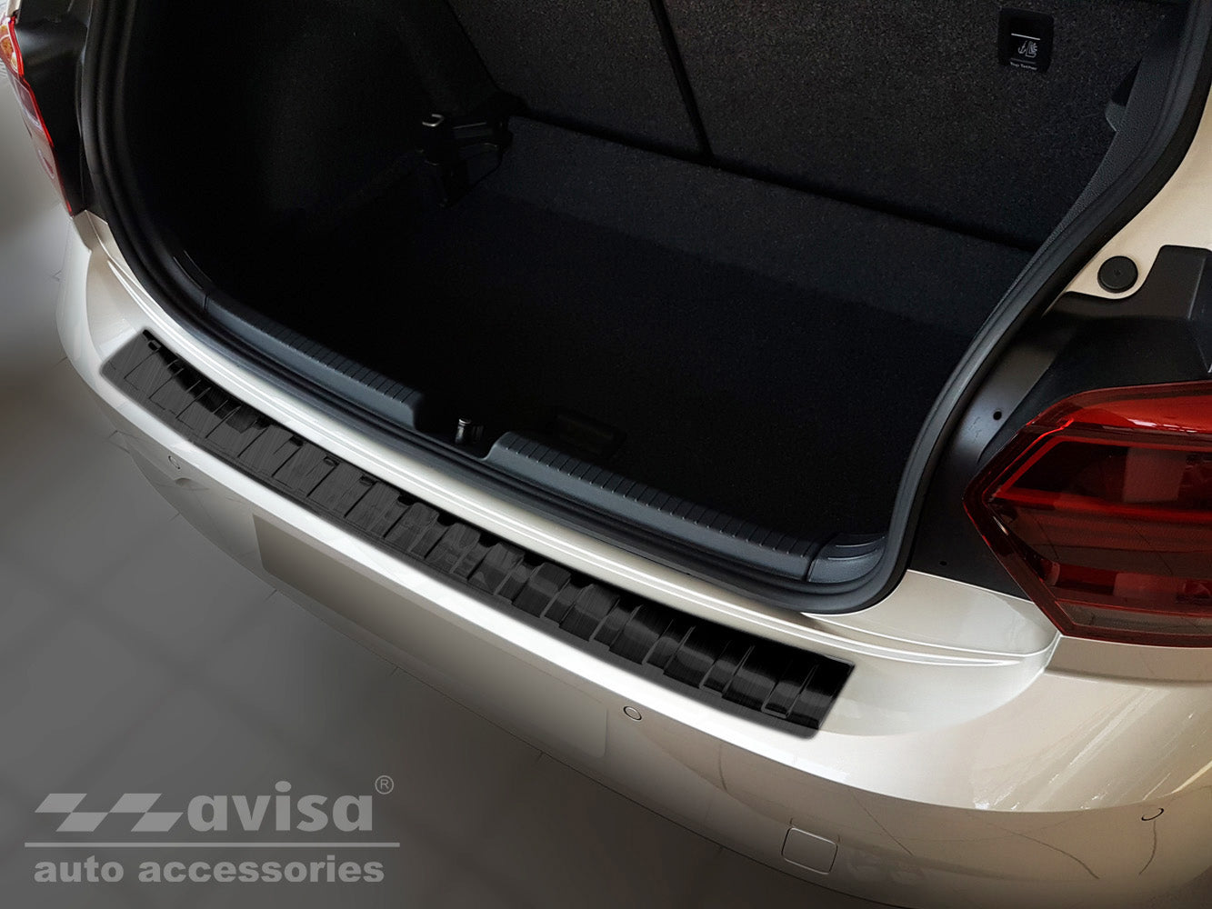 protector de parachoques trasero VW POLO hatchback negro