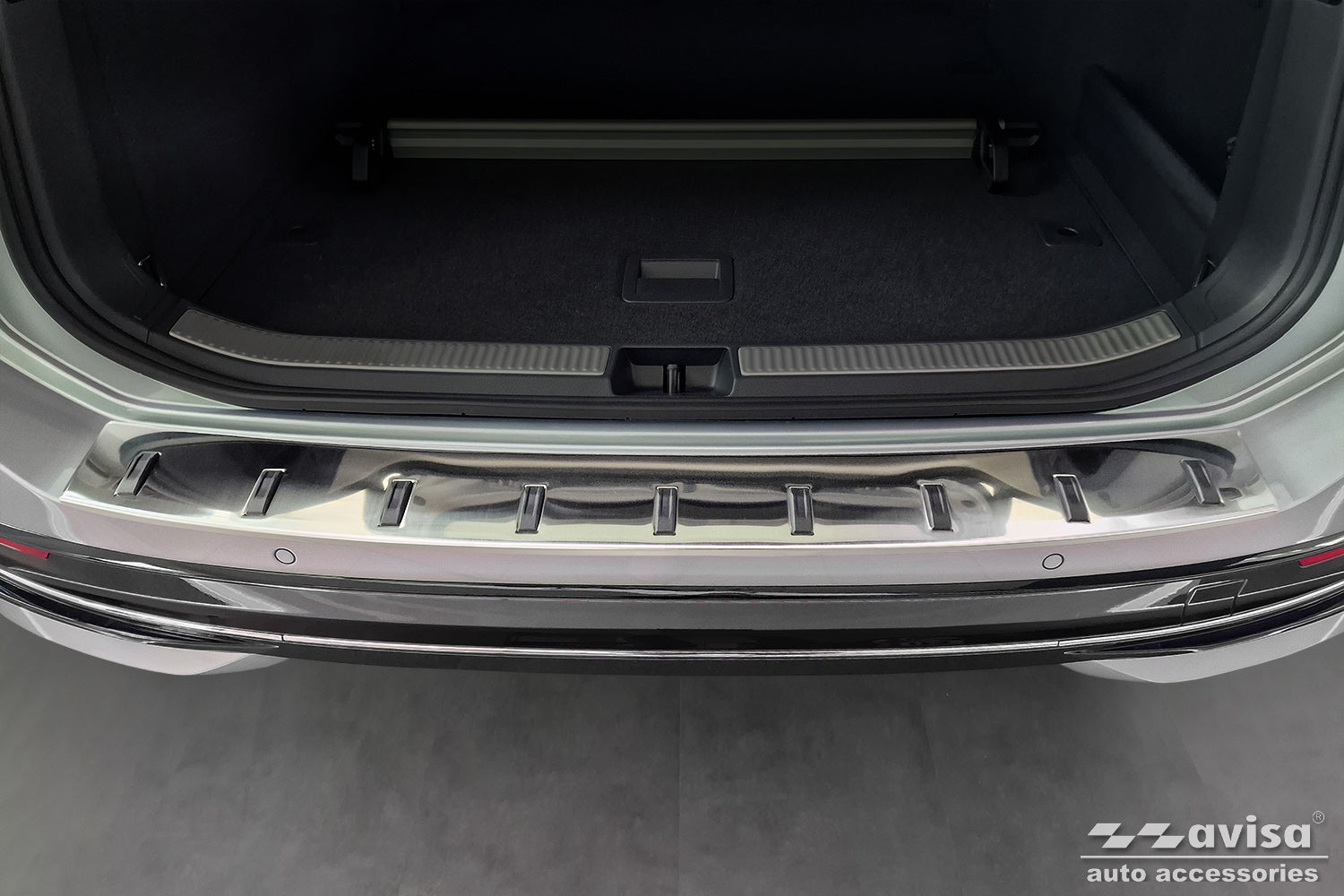 protector de parachoques trasero VW PASSAT B9 VARIANT plata satinado