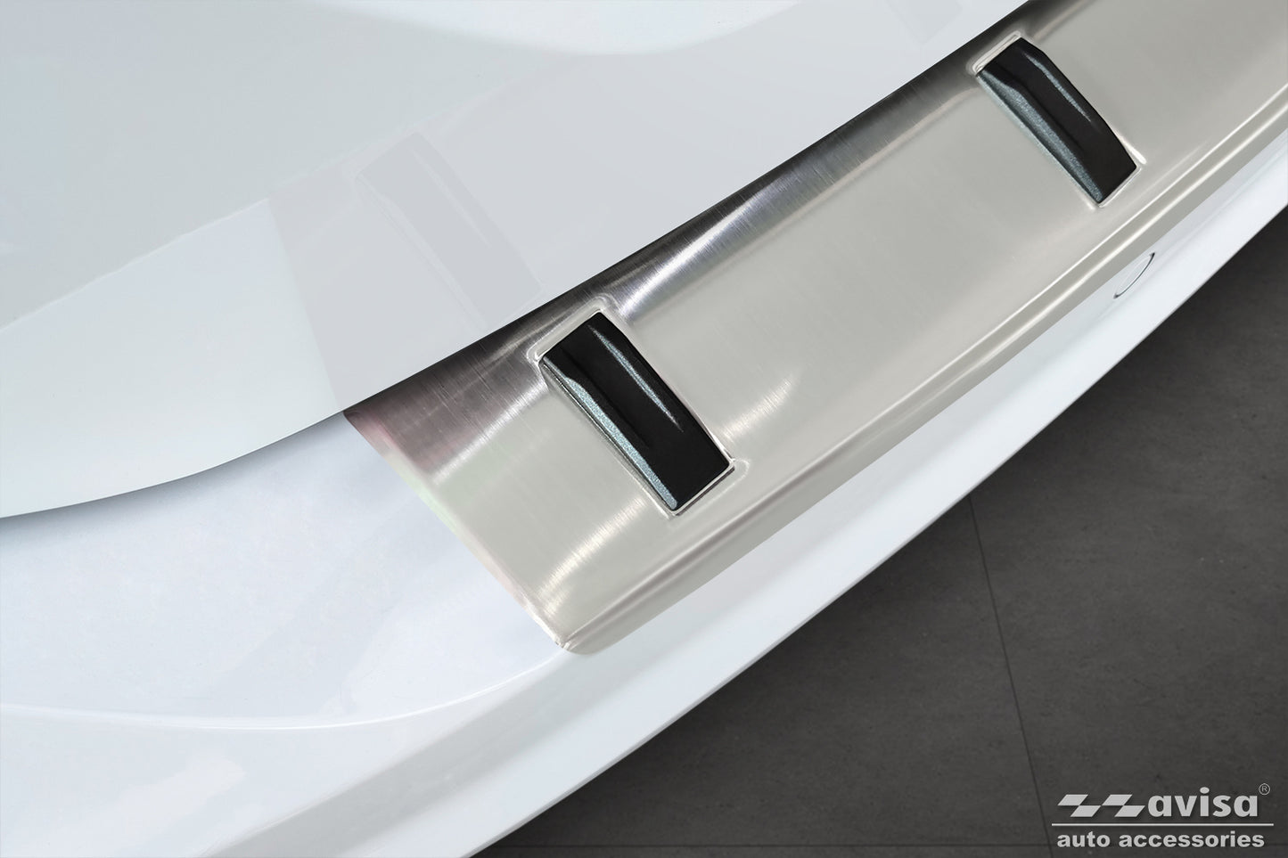 protector de parachoques trasero VW TOURAN plata