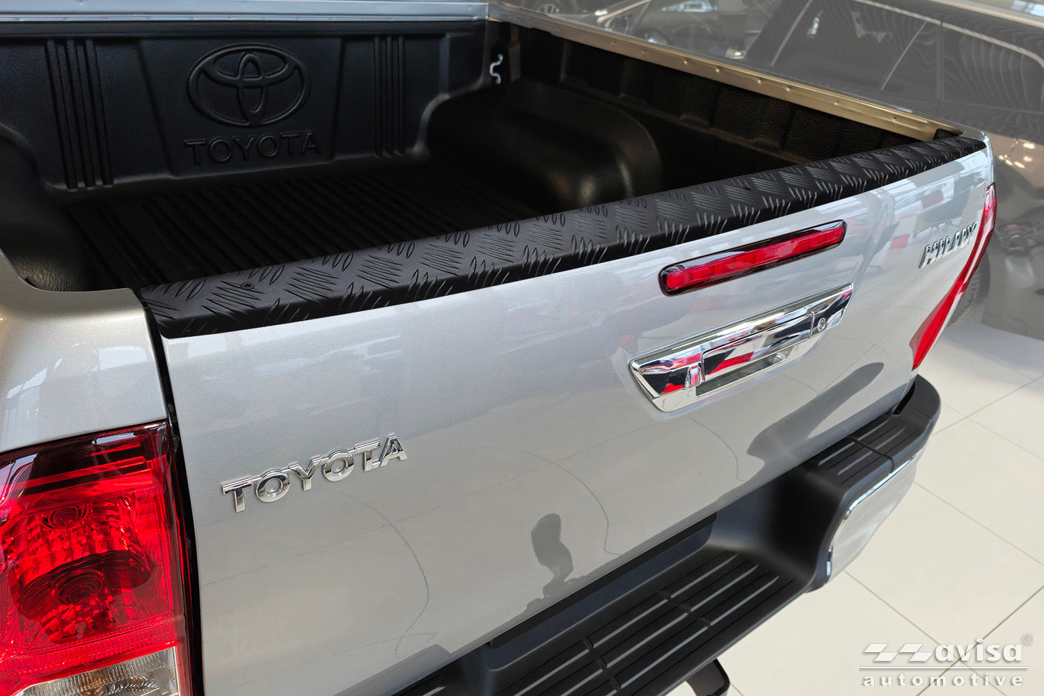 protector del borde del portón traseroTOYOTA HILUX negro