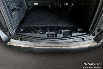 protector de parachoques trasero FORD TRANSIT COURER plata satinado