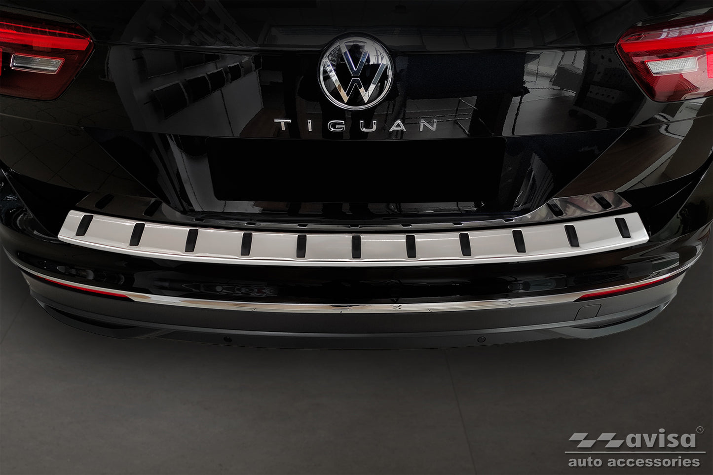 protector de parachoques trasero VW TIGUAN ALLSPACE plata