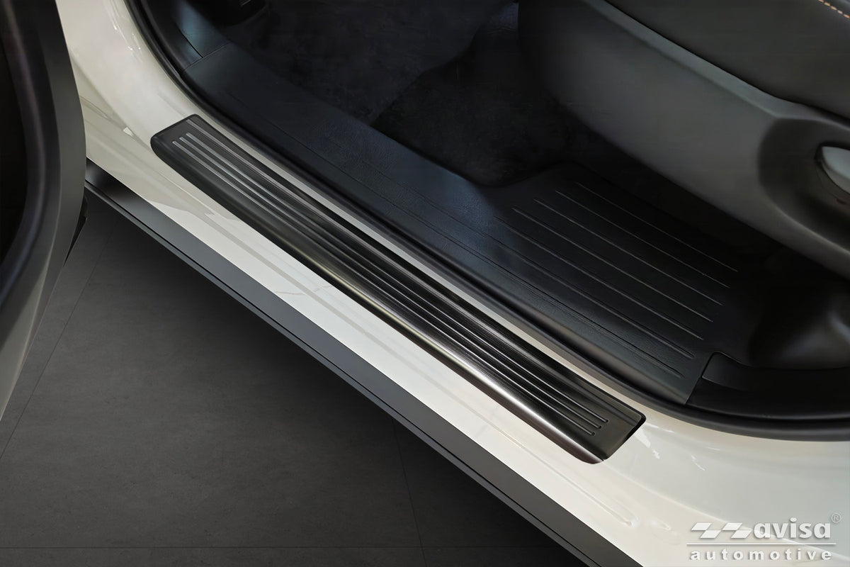 Protector umbral de puertas en relieve MAZDA CX-80 negro