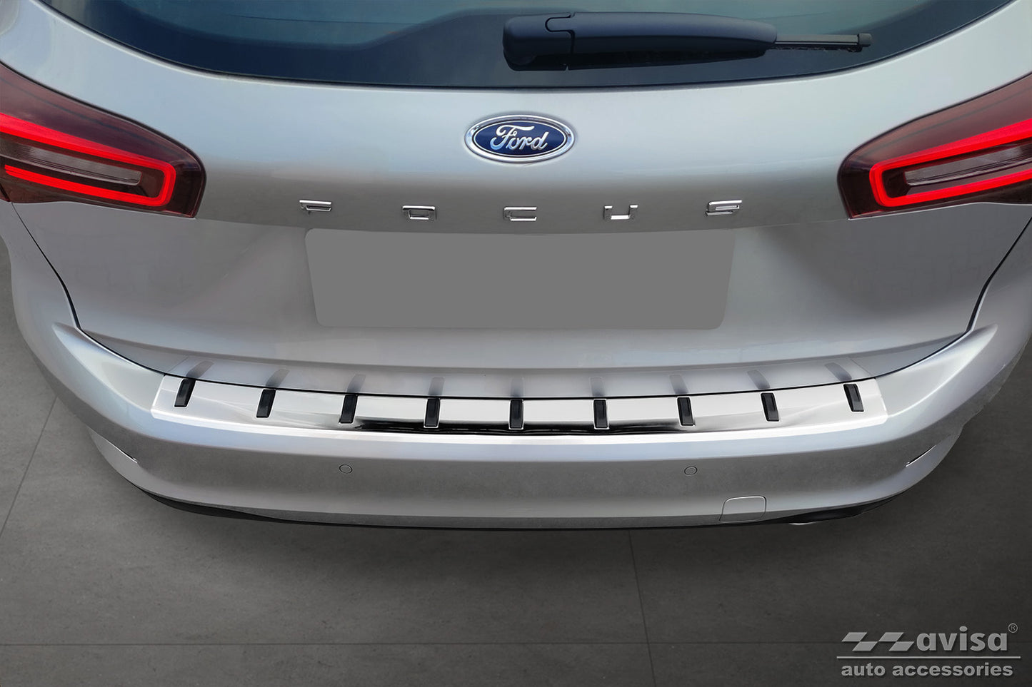 protector de parachoques trasero FORD FOCUS turnier plata