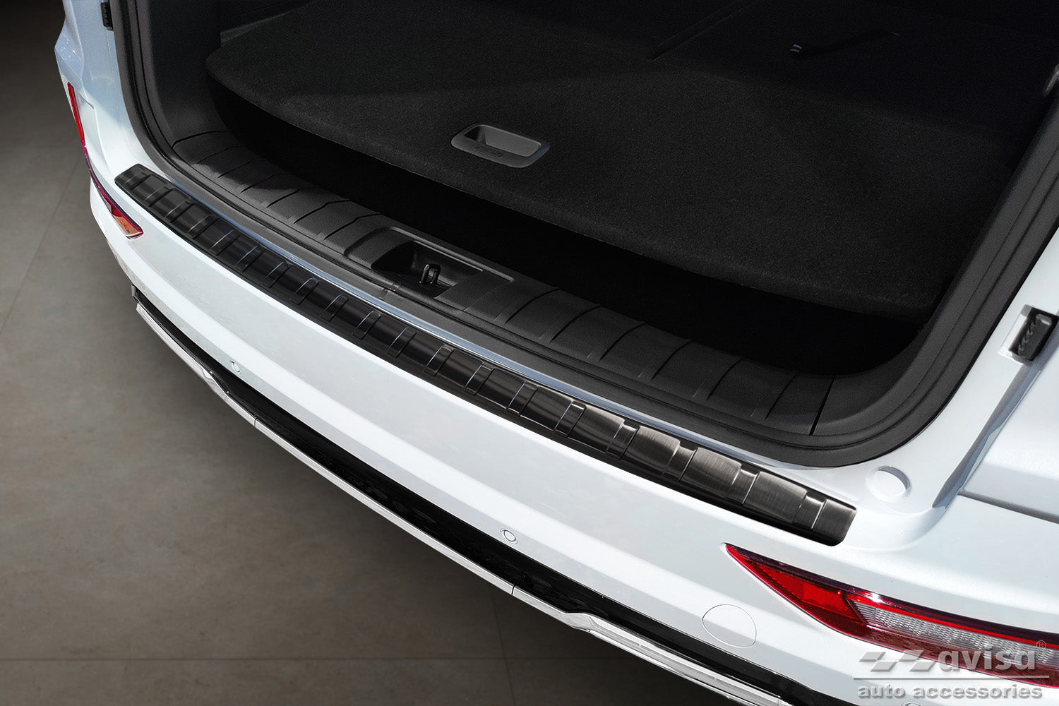protector de parachoques trasero SSANGYONG REXTON negro