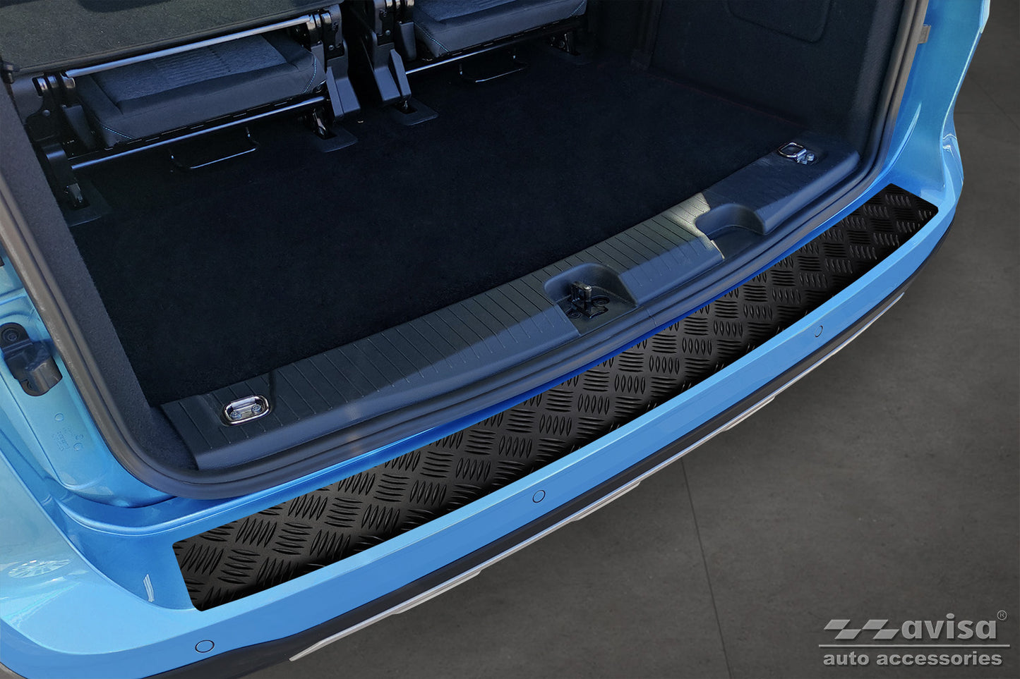 protector de parachoques trasero FORD TRANSIT CONNECT 2024+