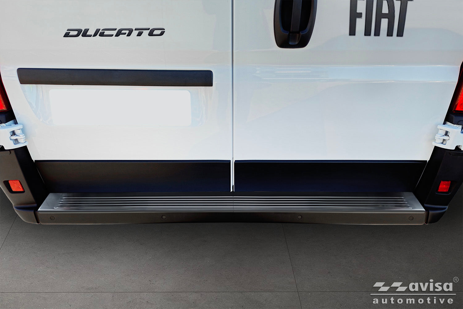 protector de parachoques trasero FIAT DUCATO negro