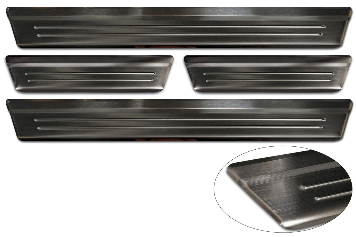 Protector umbral de puertas en relieve MAZDA CX-60 negro