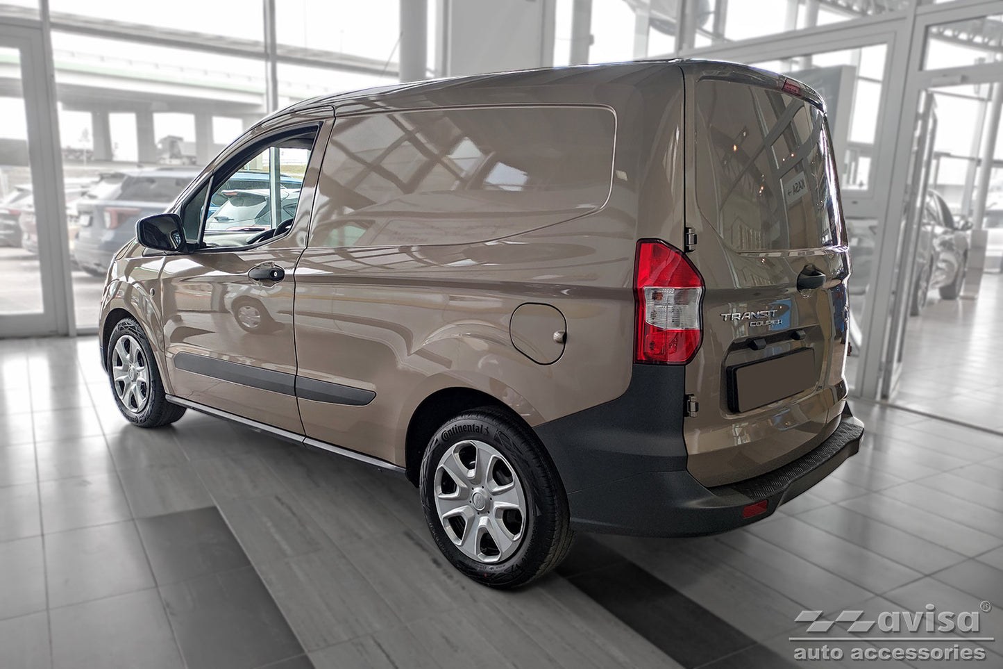protector de parachoques trasero FORD TRANSIT COURER 2014-24