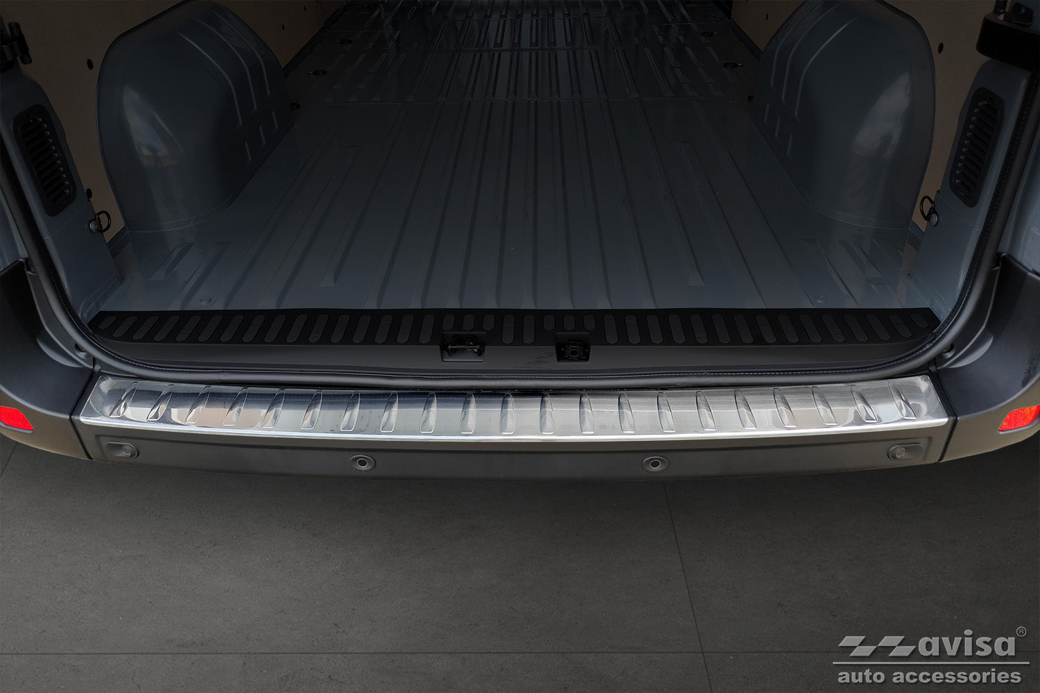 protector de parachoques trasero OPEL MOVANO plata