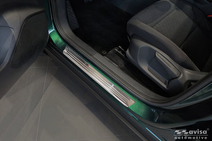 Protector umbral de puertas en relieve MG ZS plata satinado
