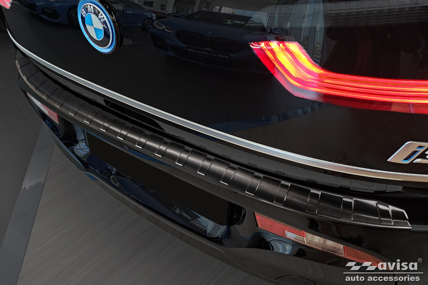 protector de parachoques trasero BMW i3 negro