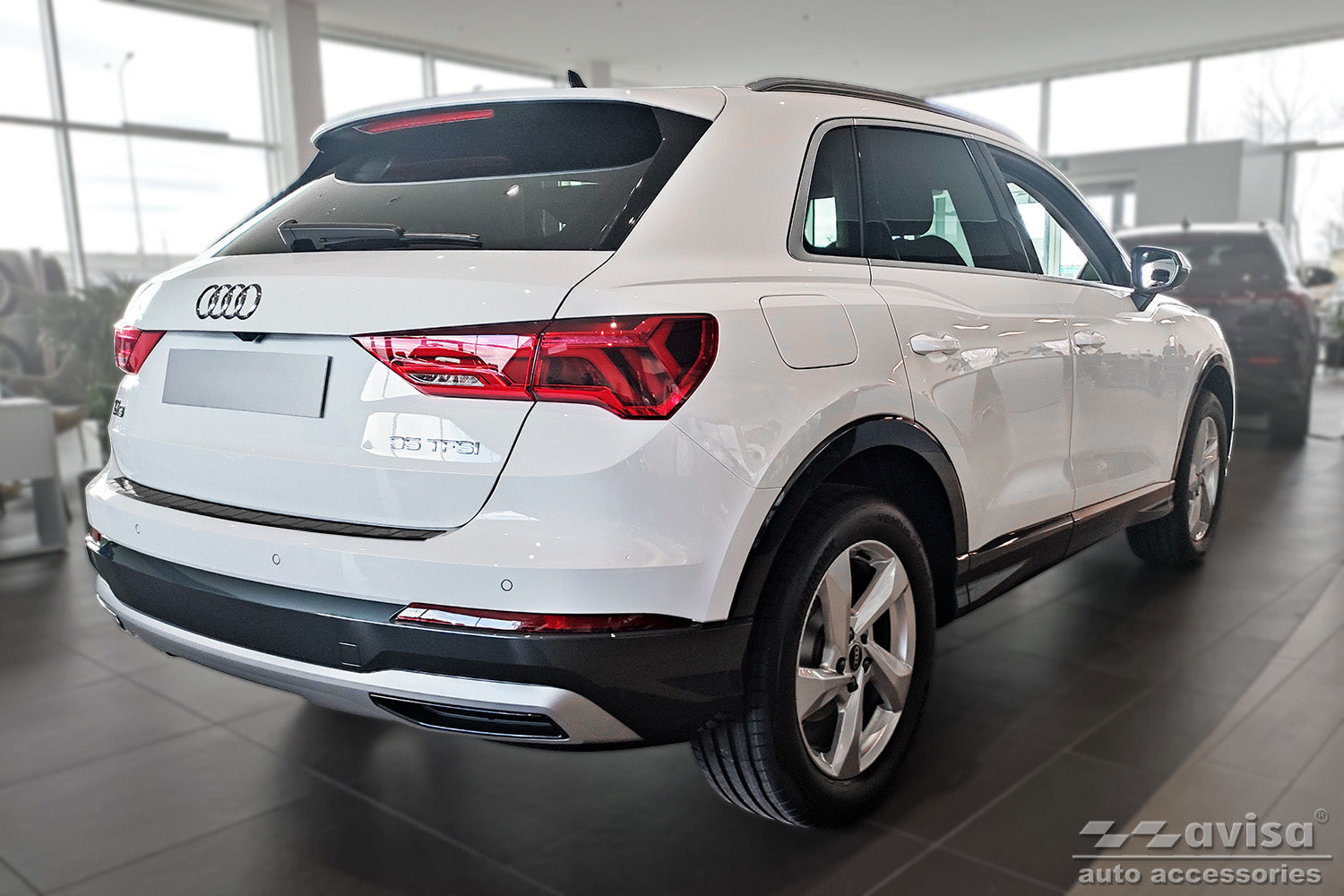 protector de parachoques trasero Audi Q3 crossover negro