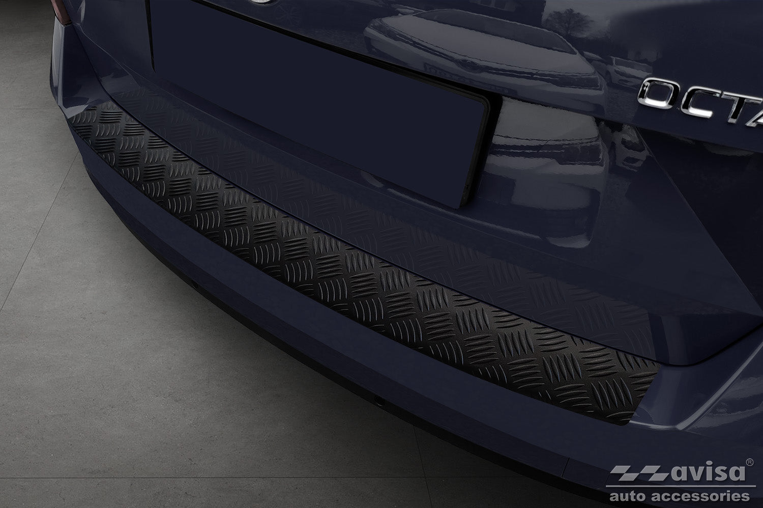 protector de parachoques trasero SKODA OCTAVIA combi 2016-19 aluminio