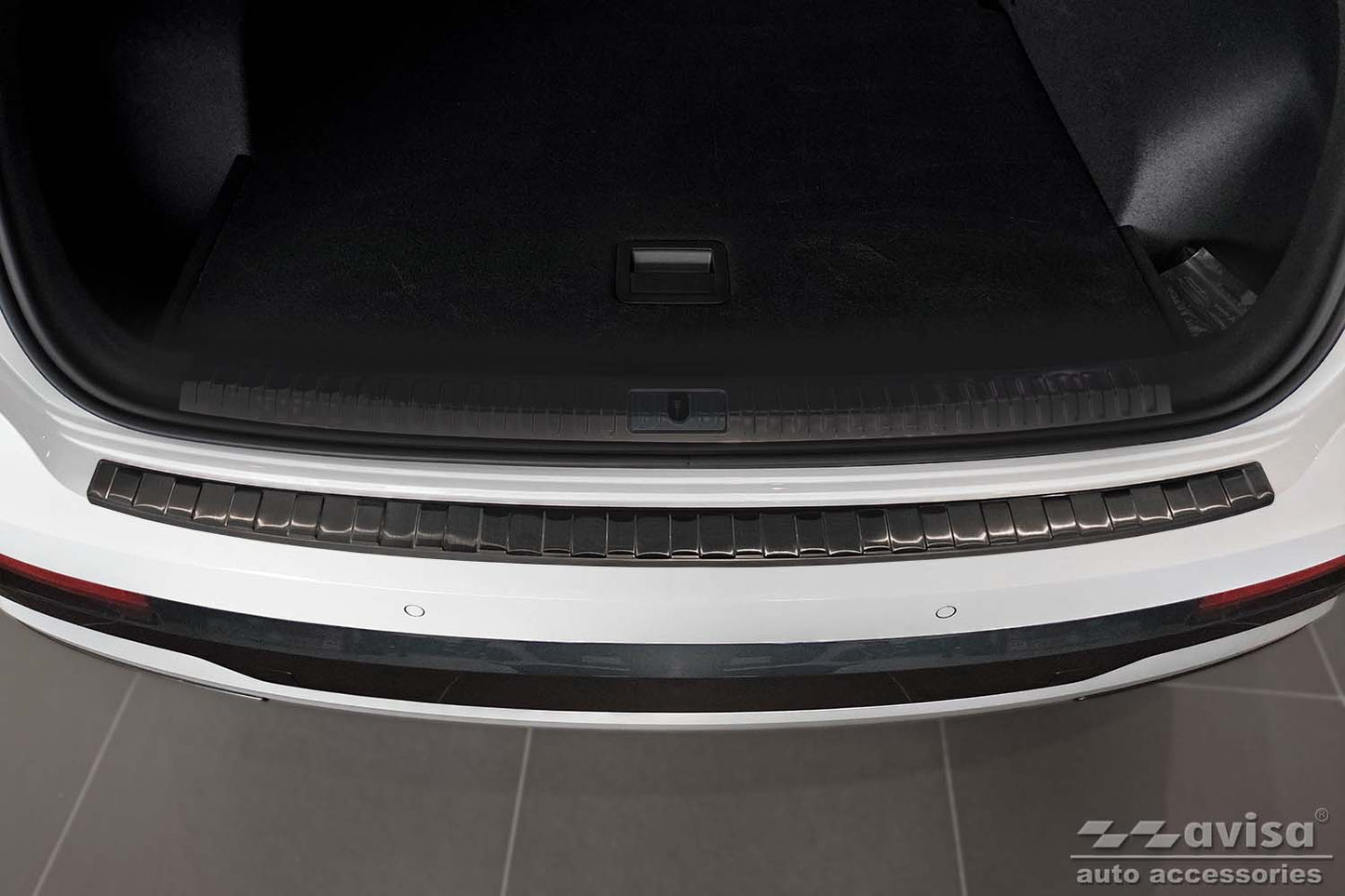 protector de parachoques trasero Audi Q3 crossover negro