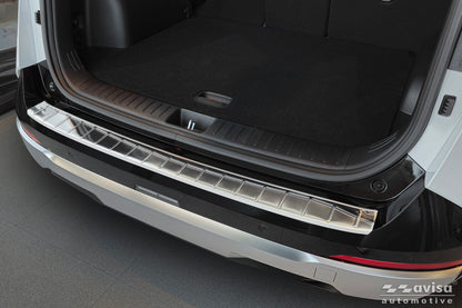protector de parachoques trasero KIA SPORTAGE plata satinado 2025+