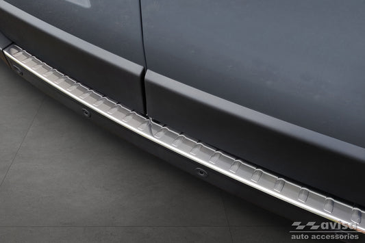 protector de parachoques trasero RENAULT MASTER plata 2010-14