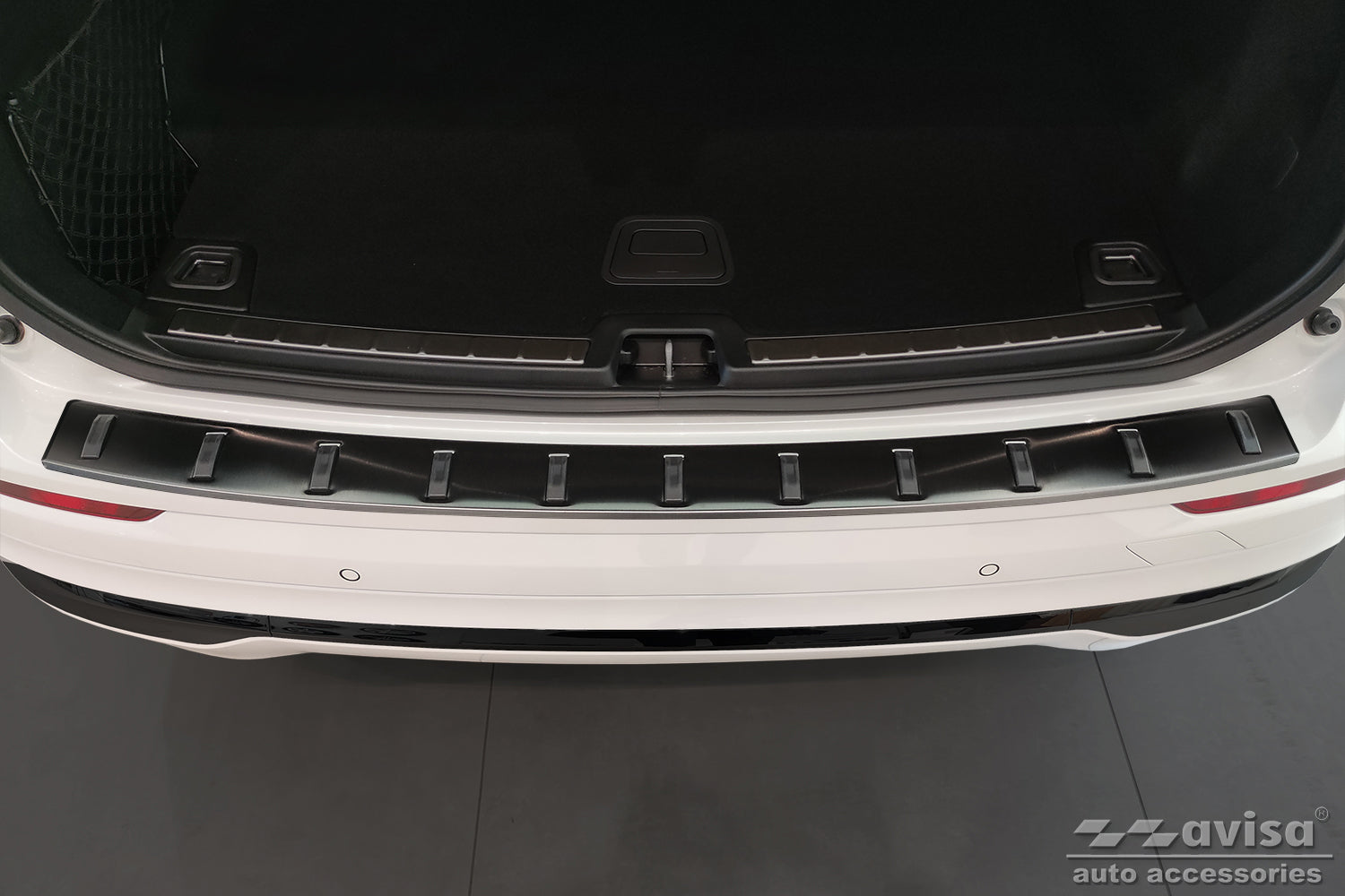 protector de parachoques trasero VOLVO XC60 Plug-In negro