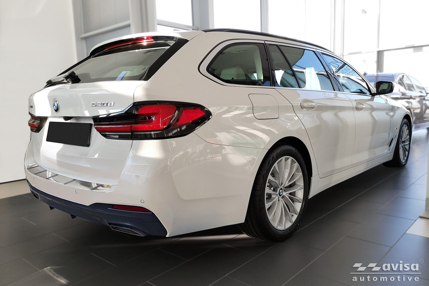 protector de parachoques trasero BMW 5 Touring plata
