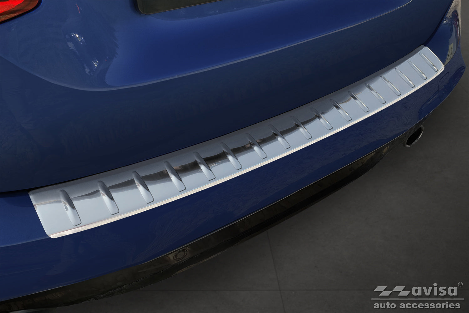 protector de parachoques trasero BMW 2 ACTE TOURER plata