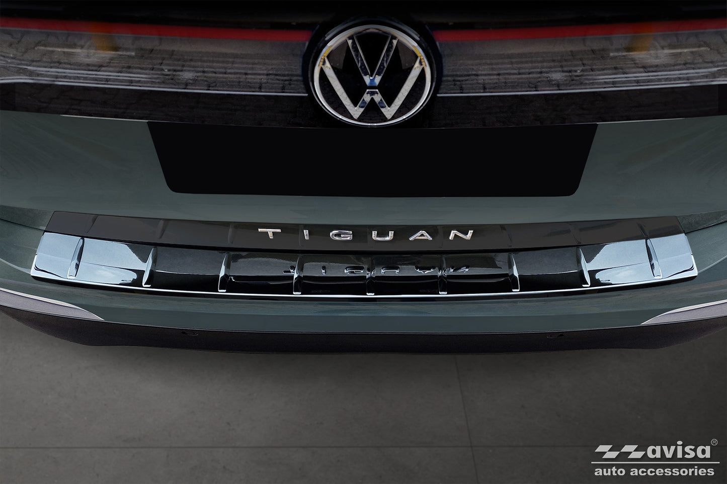protector de parachoques trasero VW TIGUAN negro espejo 2024+