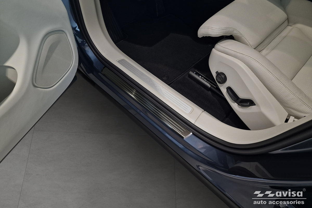 Protector umbral de puertas en relieve VOLVO XC60 R-Design negro 2017-21+