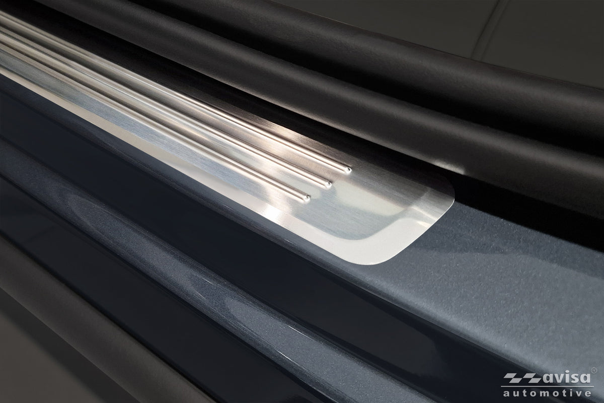 Protector umbral de puertas en relieve VOLVO XC90 plata satinado