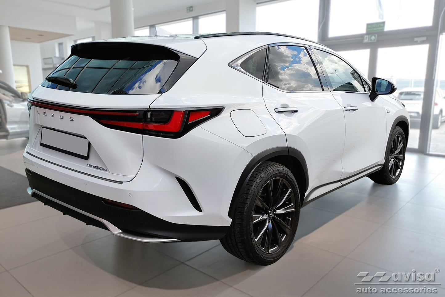 protector de parachoques trasero LEXUS NX (AZ20) negro
