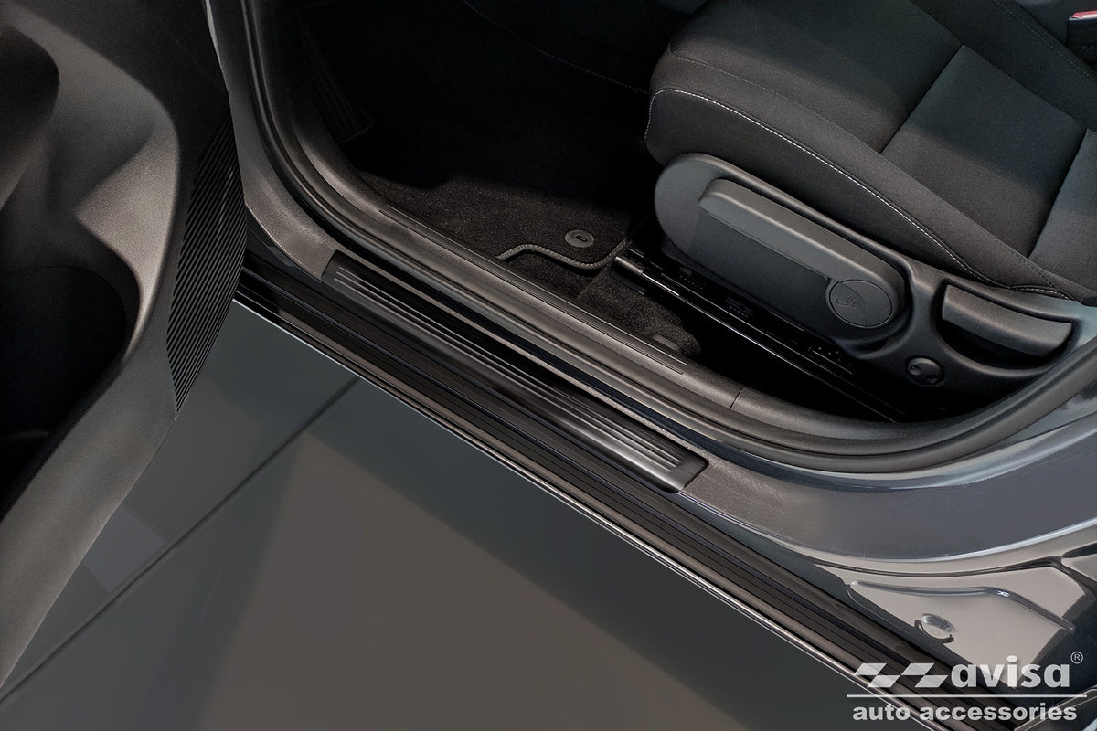 Protector umbral de puertas en relieve MG ZS negro