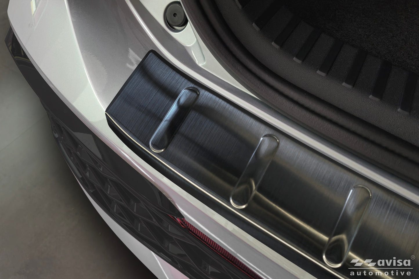protector de parachoques trasero VW TAYRON negro