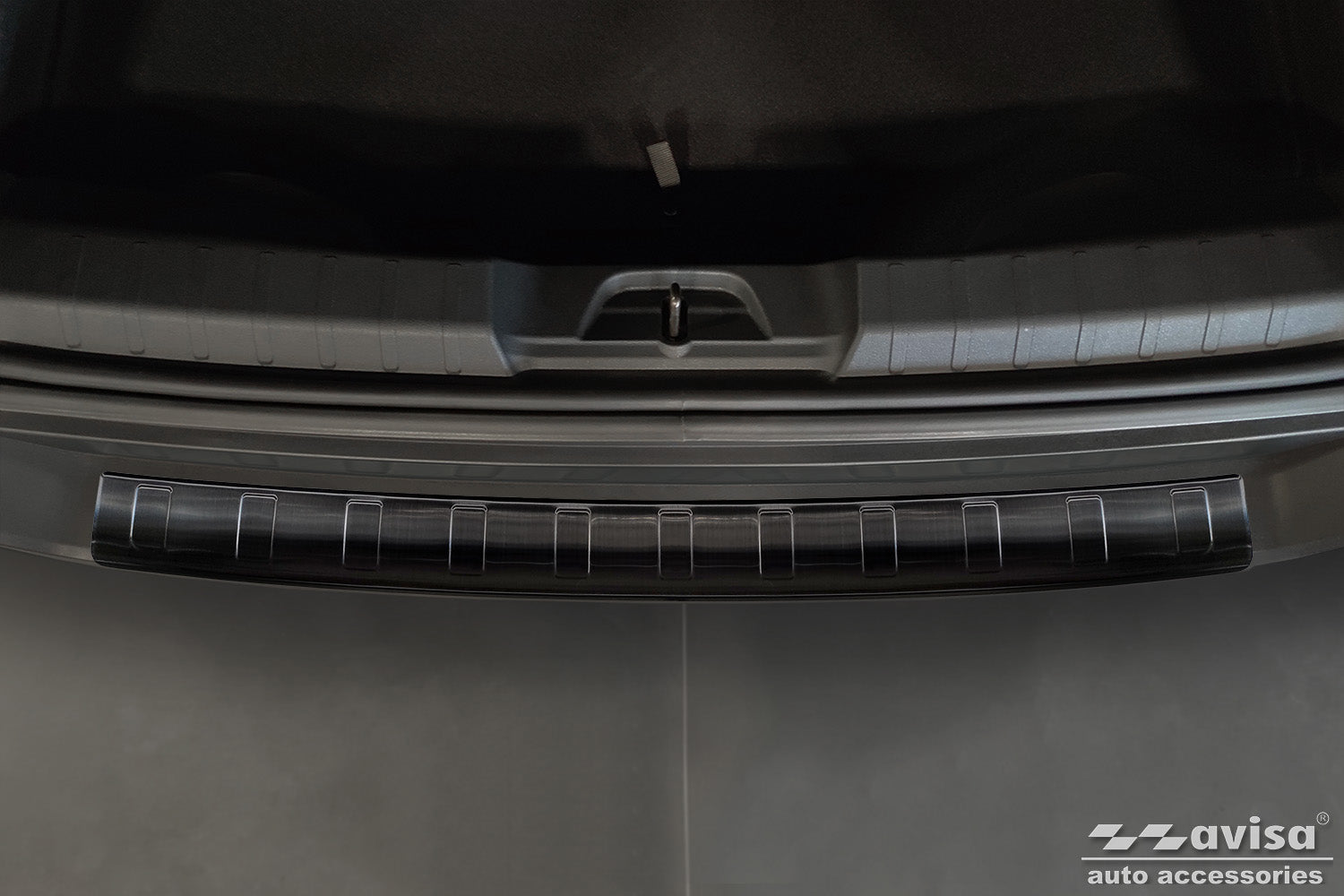 protector de parachoques trasero JEEP AVENGER EV negro