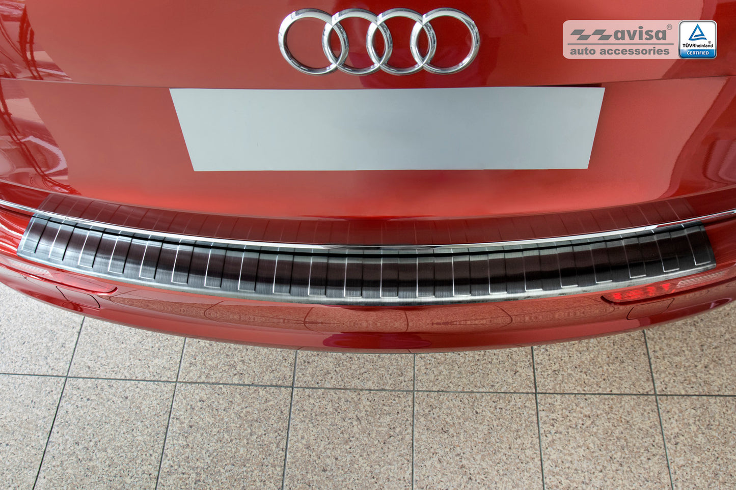 protector de parachoques trasero AUDI SQ5 negro 2013+