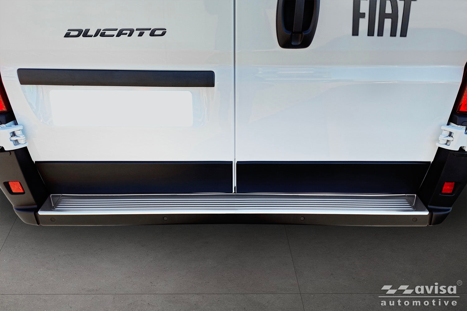 protector de parachoques trasero FIAT DUCATO plata satinado