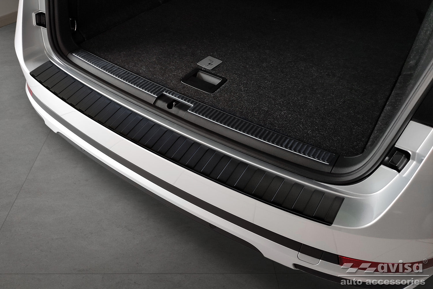 protector de parachoques trasero SKODA SUPERB combi 2015-2019+
