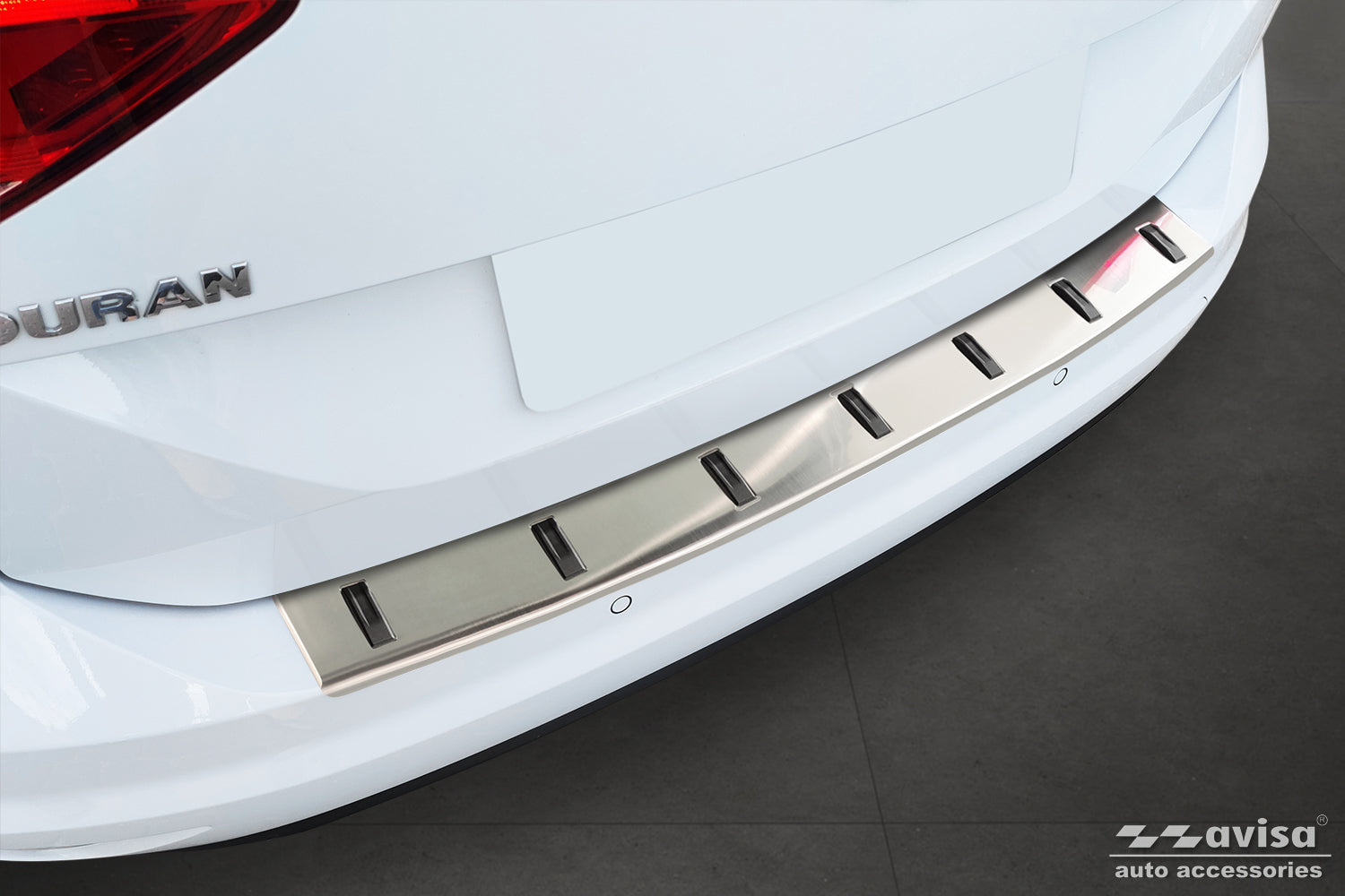 protector de parachoques trasero VW TOURAN plata
