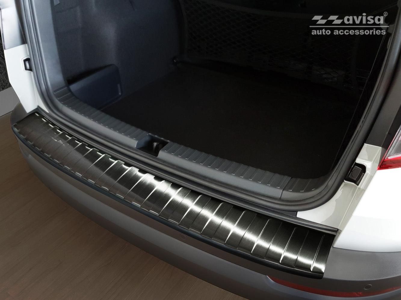 protector de parachoques trasero SKODA KAROQ CLEER negro