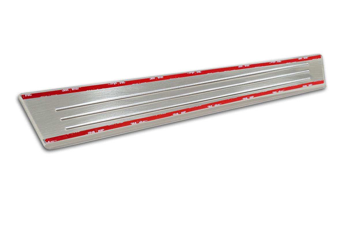 Protector umbral de puertas en relieve FORD TURNEO COURER plata satinado