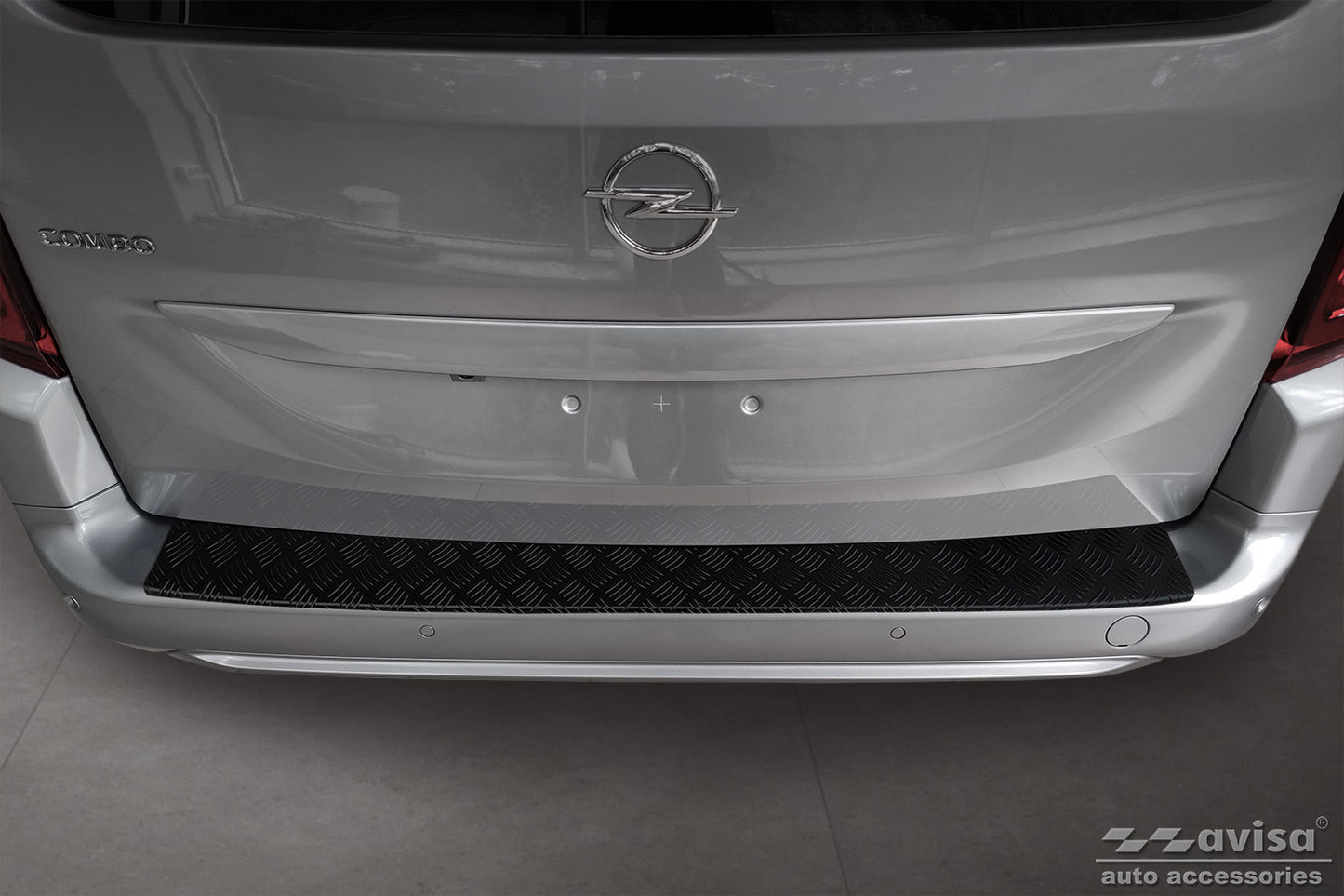 protector de parachoques trasero OPEL COMBO Cargo