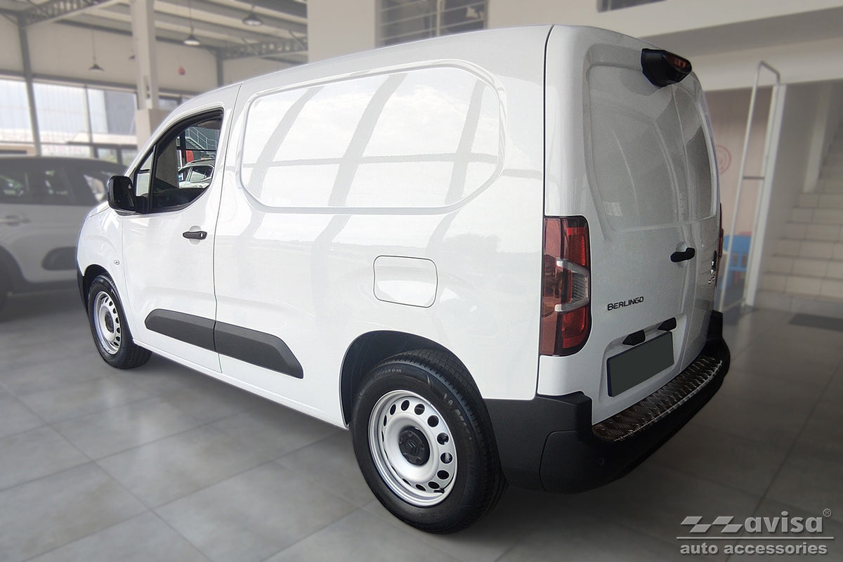Protector umbral de puertas patrón grano TOYOTA PROACE CITY VERSO negro mate