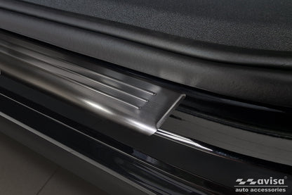 Protector umbral de puertas en relieve VW TIGUAN negro 2024+