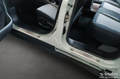 Protector umbral de puertas en relieve FORD TURNEO COURER plata satinado