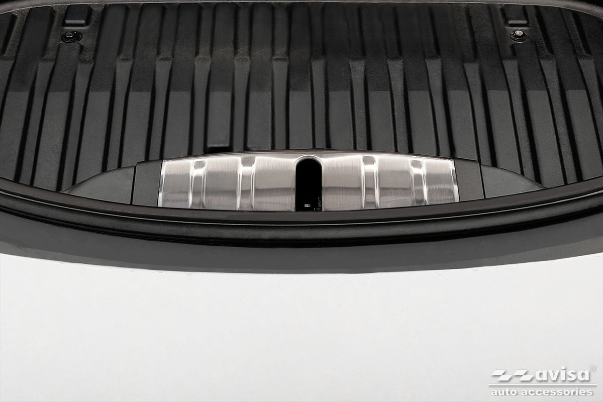placa protectora del delanteroTESLA MODEL 3 plata
