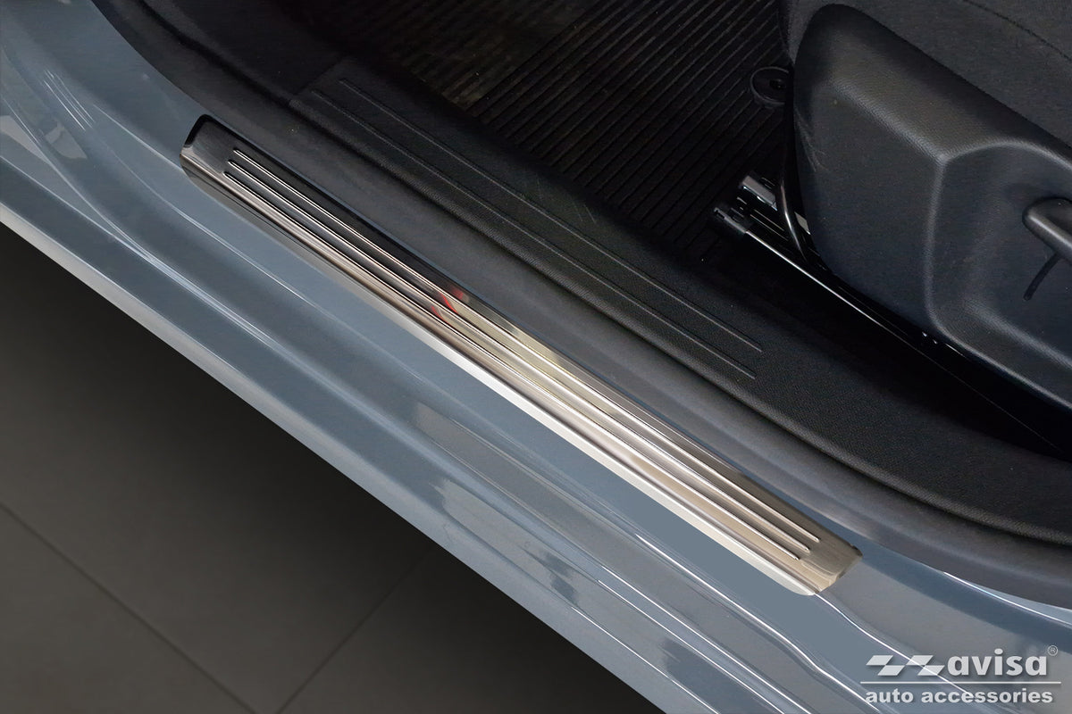 Protector umbral de puertas en relieve OPEL CORSA Corsa-e Edition plata satinado