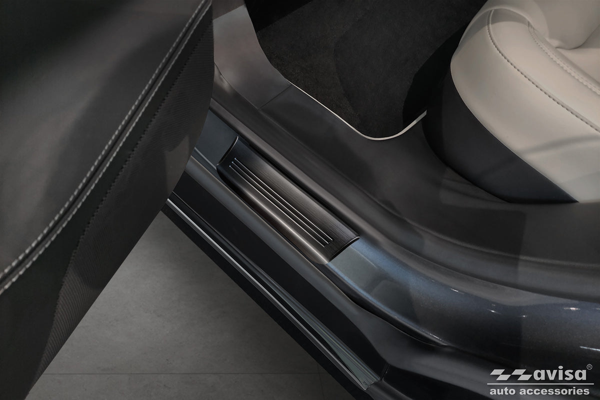 Protector umbral de puertas en relieve TESLA MODEL S liftback negro