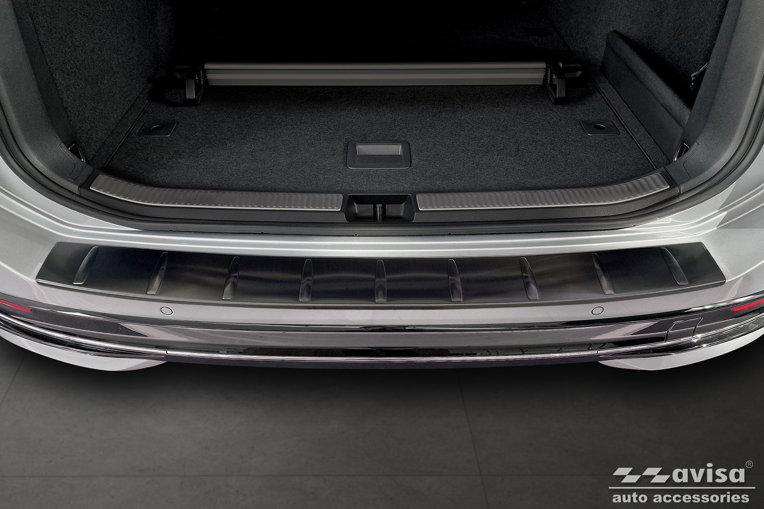 protector de parachoques trasero VW PASSAT B9 VARIANT negro