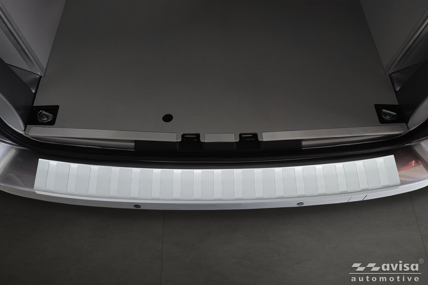 protector de parachoques trasero PEUGEOT TRAVELLER 2016+