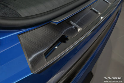 protector de parachoques trasero AUDI Q6 e-tron negro / negro espejo