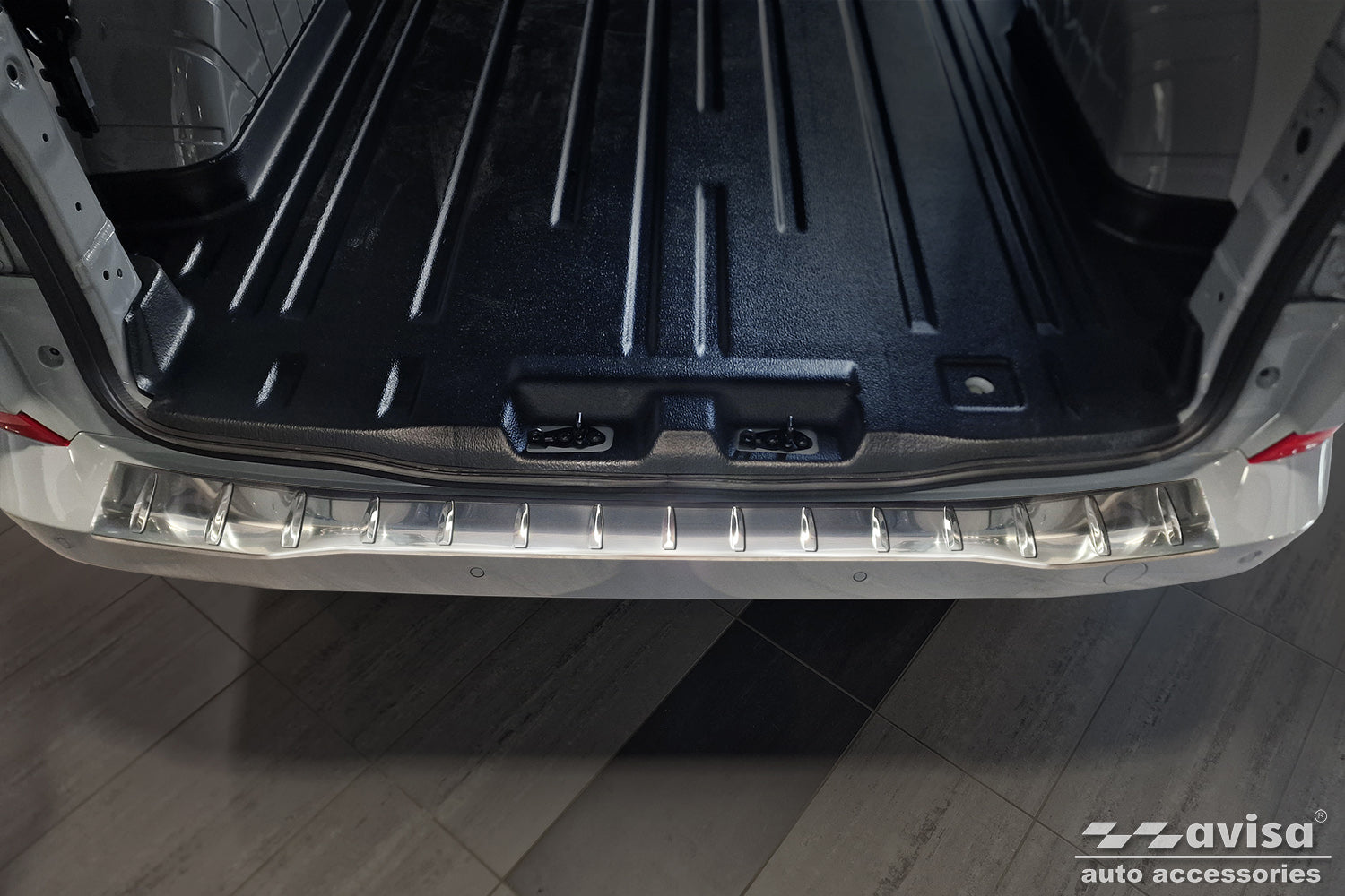 protector de parachoques trasero VW TRANSPORTER T7 plata satinado