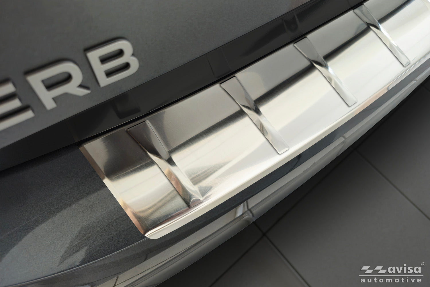 protector de parachoques trasero SKODA SUPERB liftback plata satinado