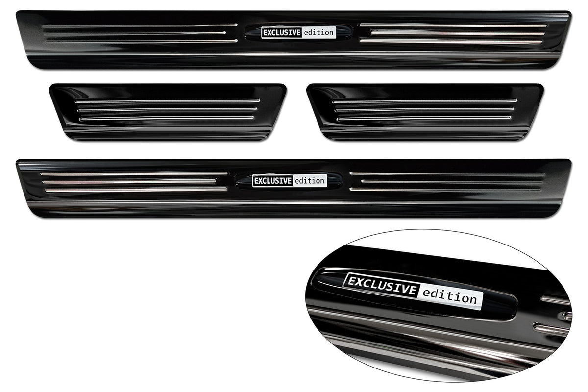Protector umbral de puertas ''EXCLUSIVE edition'' 3d emblem 4 piezas)SEAT ARONA XCELLENCE negro espejo